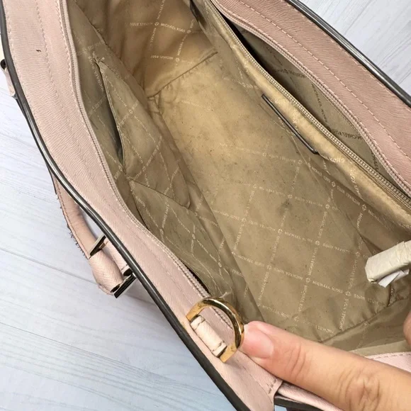 Michael Kors Cream Satchel Bag - Picture 4 of 6